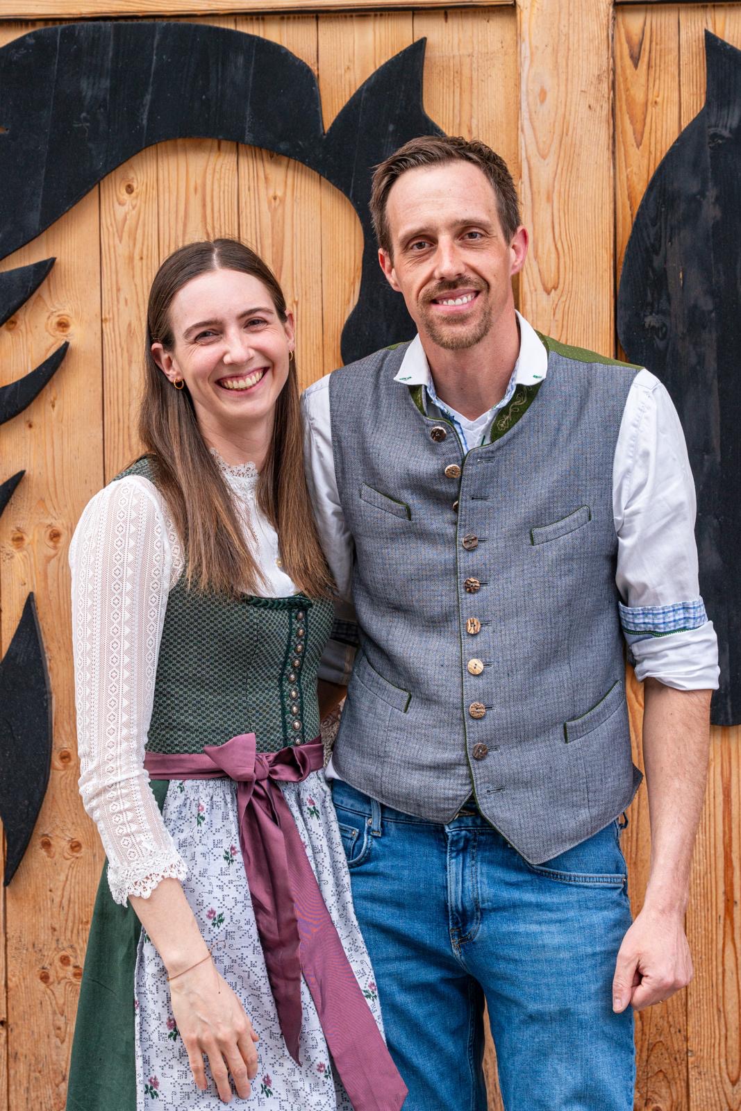 Rosi und Ernst H&ouml;lzl freuen sich auf Ihren Besuch!